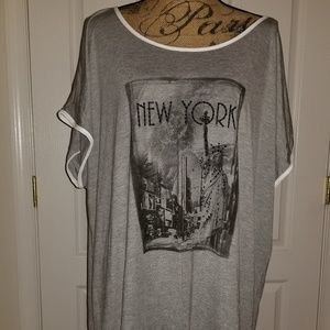 Avenue heather grey tee with chiffon hem